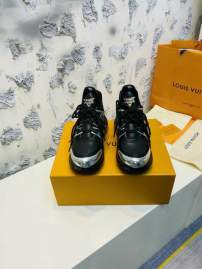 Picture of Louis Vuitton Shoes _SKULVsz35-405cmmnf056217797